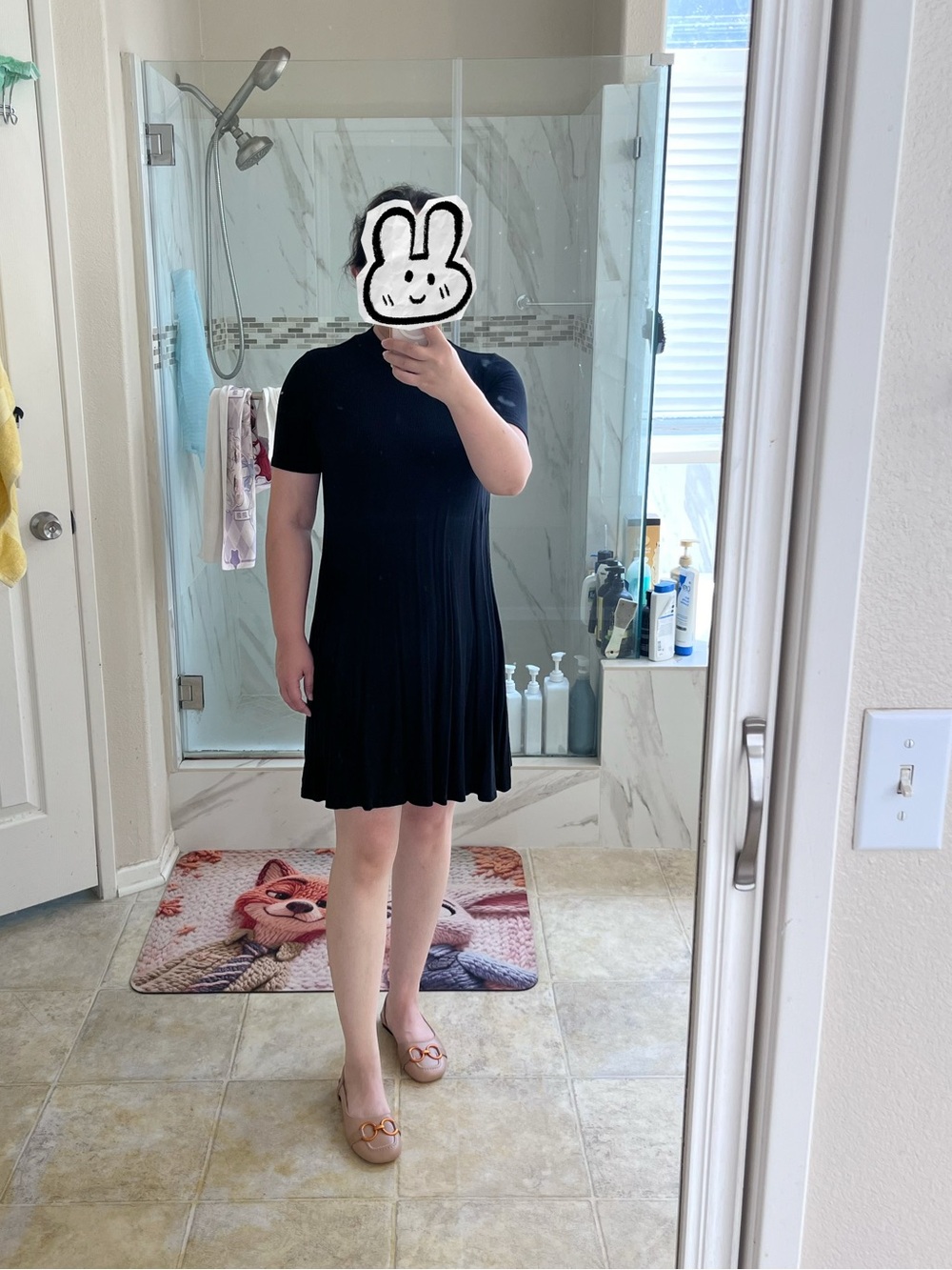Women's Black Short Sleeve Knee-Length Fit and Flare Dress